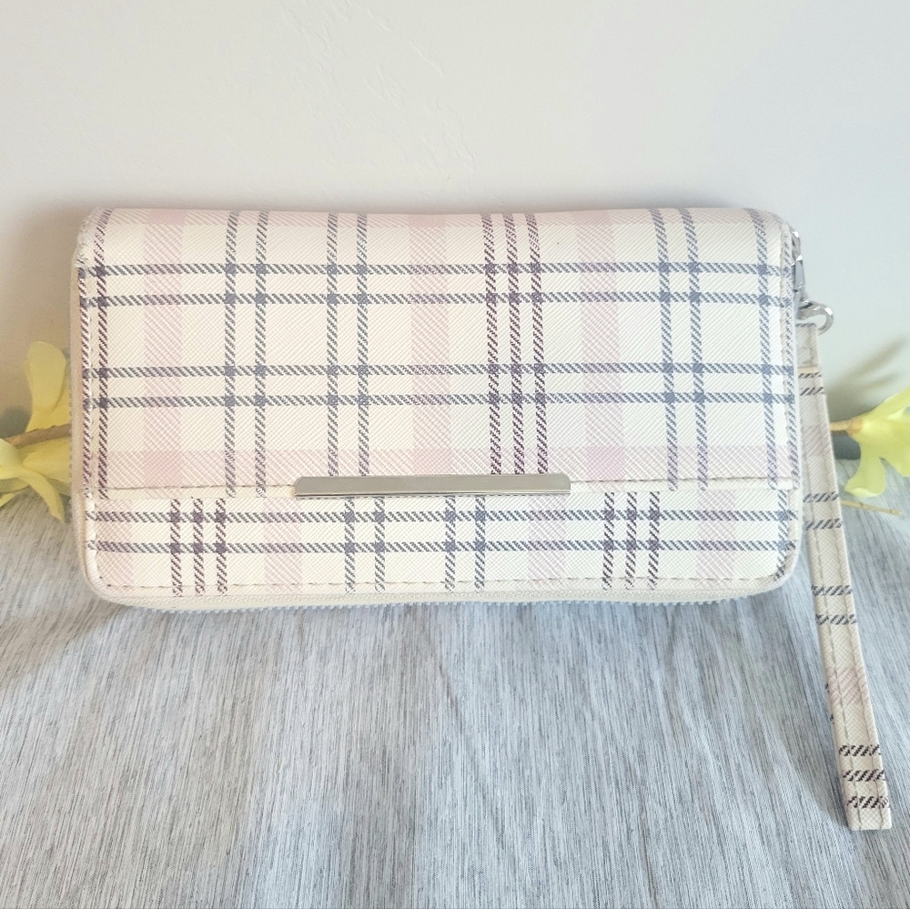 Plaid Women's Wallet in Pink and Cream